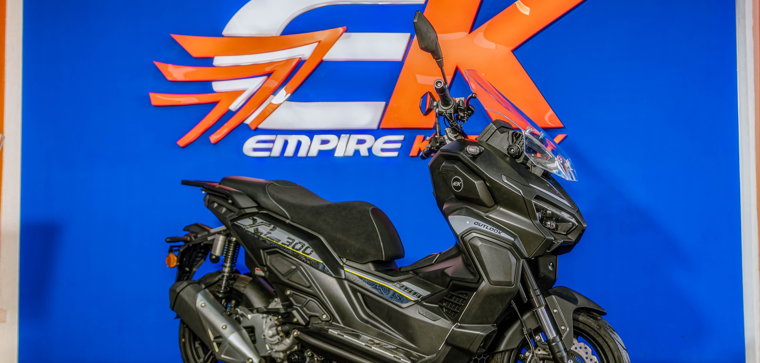Motos Scooter Empire Keeway Outlook 300XL