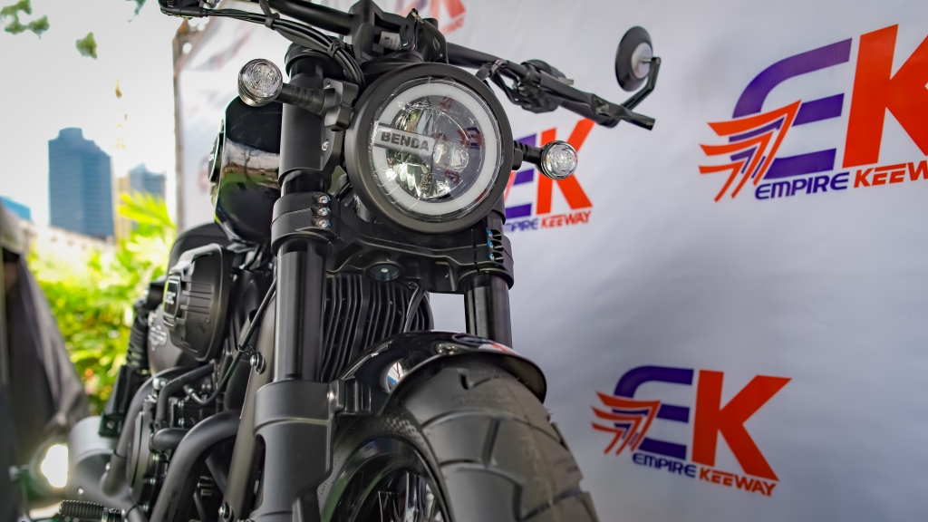 Llegó la nueva V302C de Empire Keeway