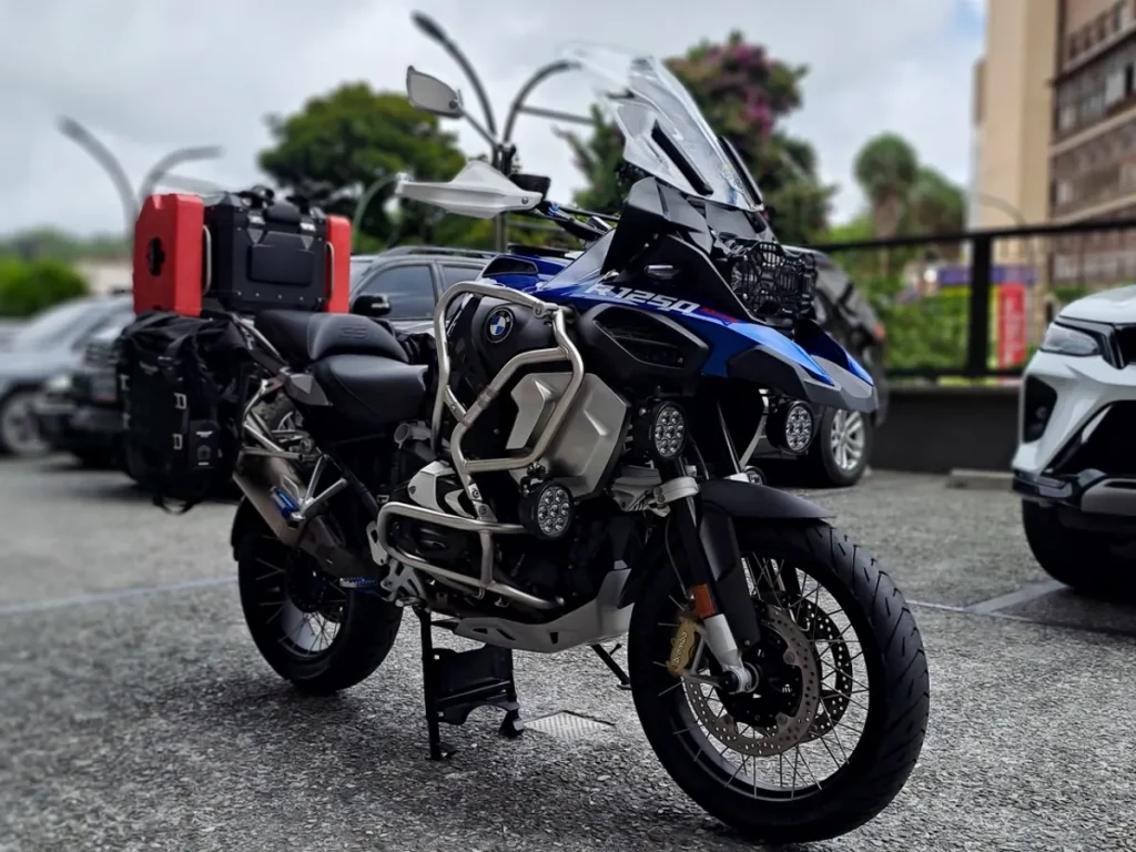 La BMW F 1250 GS Adventure tiene un precio de $46.900 usada en Venezuela