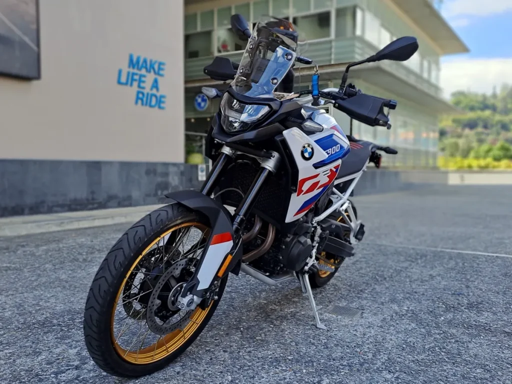 La BMW F 900 GS tiene un precio de $35.900 en Venezuela
