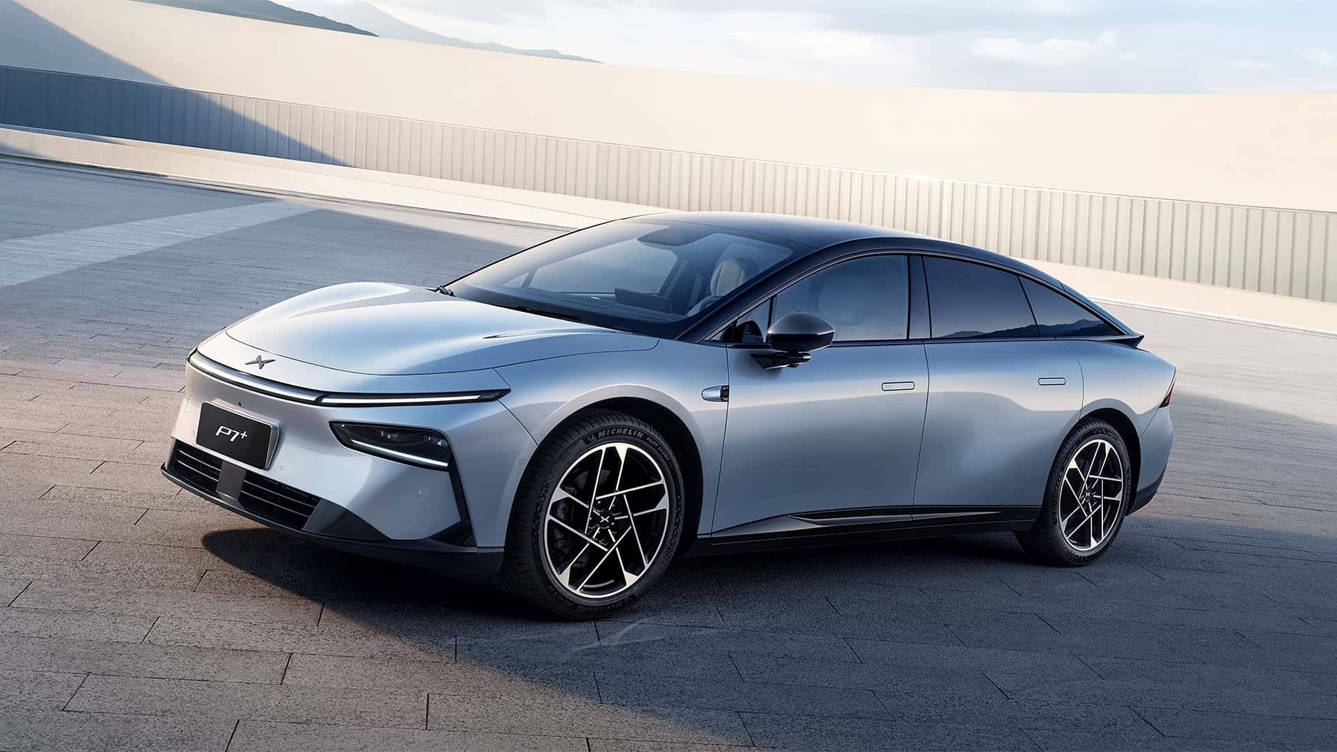 El XPeng P7+ es el primer carro eléctrico con IA de Venezuela