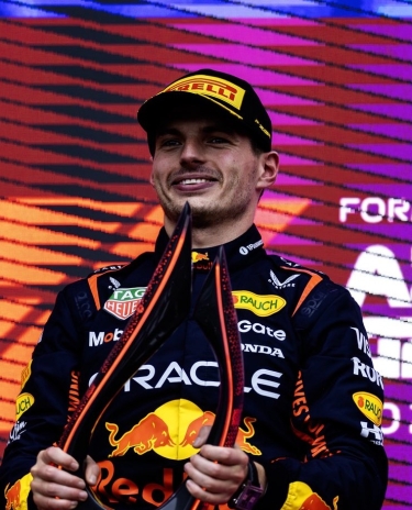 Con esta victoria, el neerlandés envía un claro y contundente mensaje a toda la F1: “también soy candidato al Mundial de Pilotos”