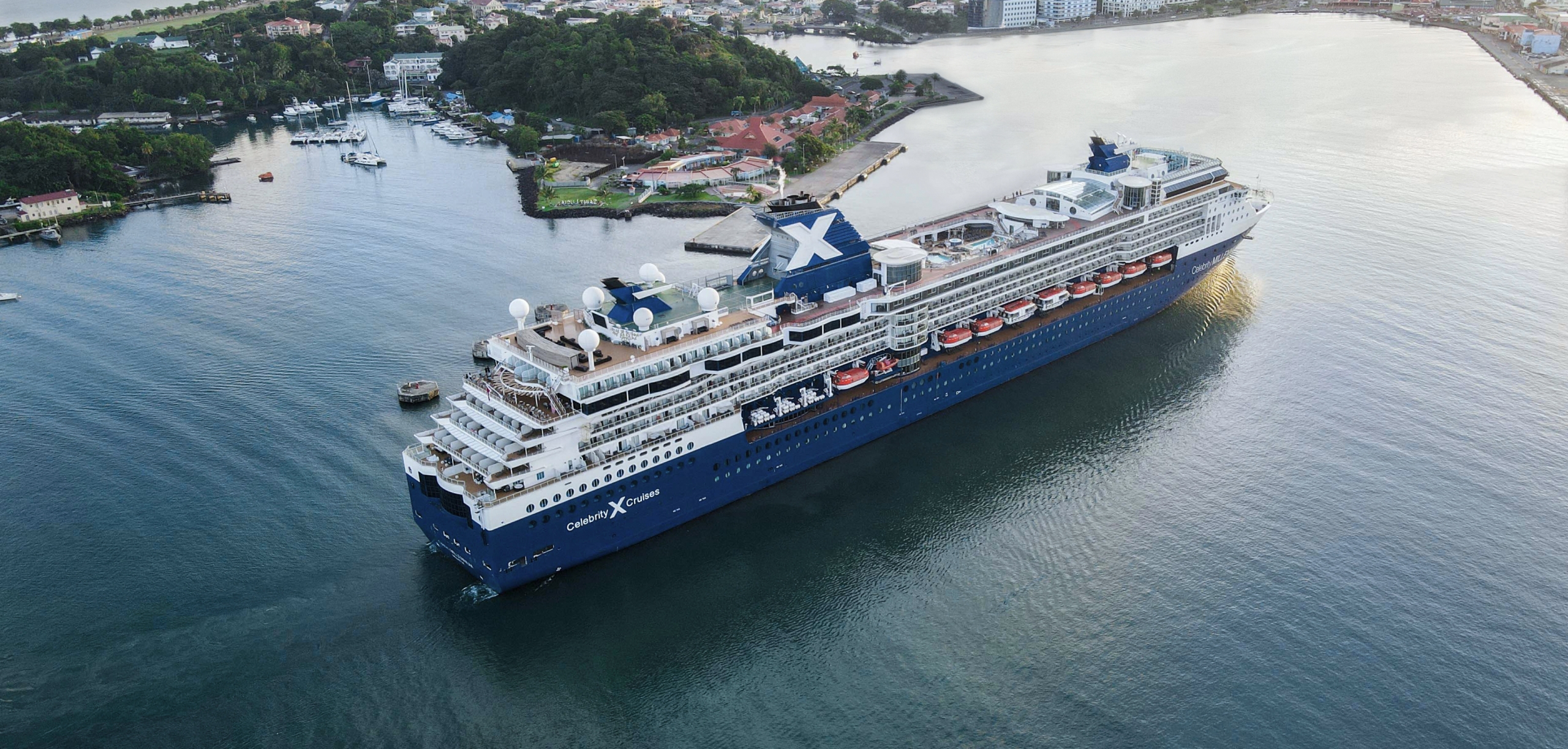 Lina Tour anunció alianza con Celebrity Cruises, una línea de cruceros de Royal Caribbean