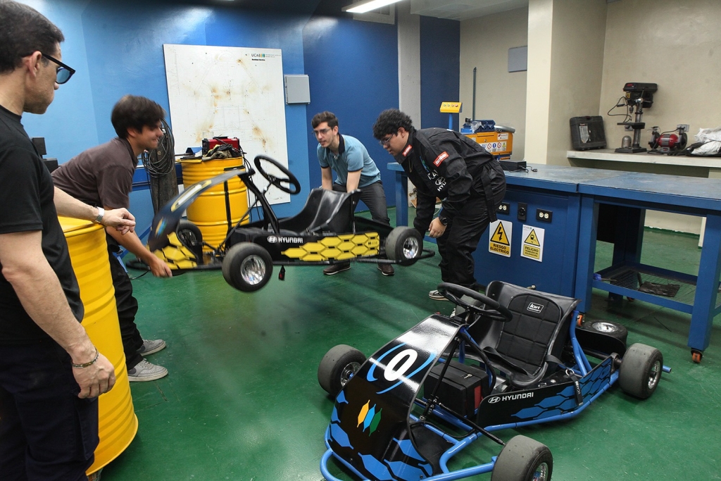 Esta es la primera cohorte de esta materia que pondrá los prototipos en pista