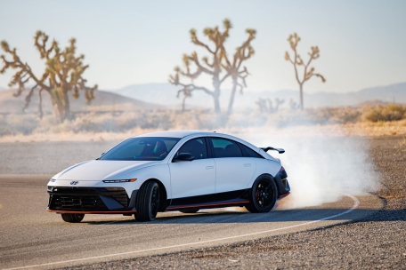 Hyundai IONIQ 6 N es coronado como el mejor carro de Alto Rendimiento del 2026 en los World Car Awards