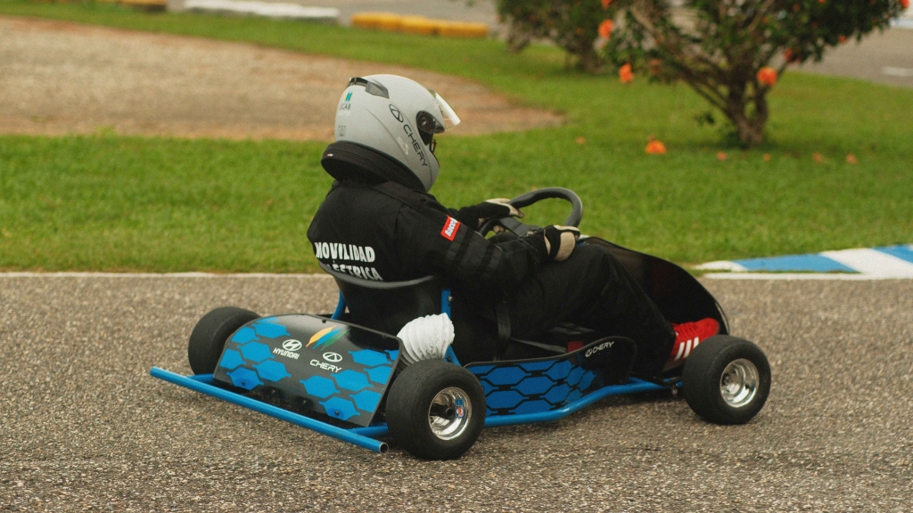 Ingeniería UCAB, con el apoyo de Hyundai y Chery, llevó sus karts eléctricos a competir en La Limonera